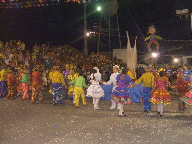 Estrela do Luar em 2007 com o tema Passeando por Mucuripe, na magia das aquarelas