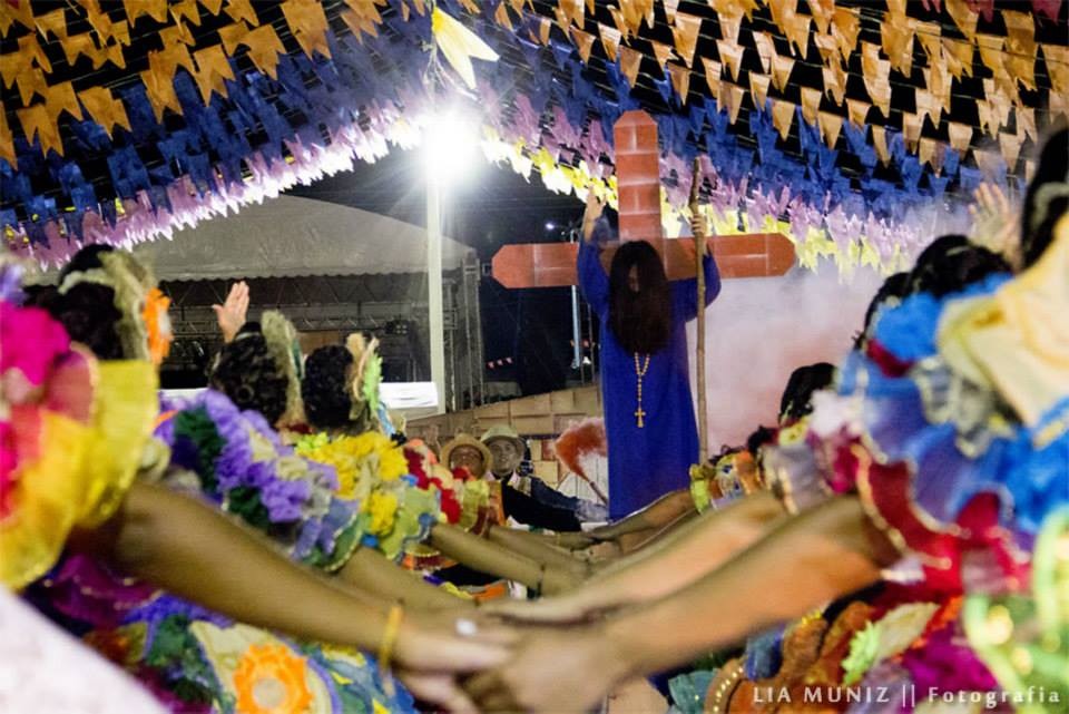 Luar do Sertão em 2013 com o tema Canudos: Há de rebanhos mil partir do mar para o sertão, então o sertão virará mar e o mar virará sertão